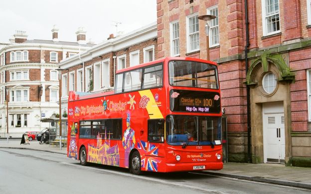 chester city tour bus